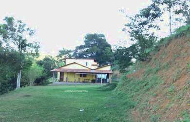 Imagem: A fazenda possui 50.000m² de Área, Área de serviço e está