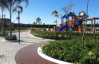 Imagem: O terreno possui 360m² de Área e está localizado em Picadas