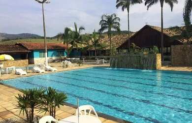 Imagem: O depósito possui 24.200m² de Área e está localizado em