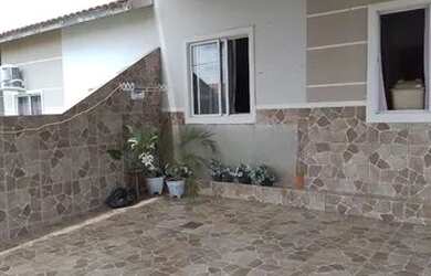 Imagem: A casa em condomínio possui 3 Dormitórios, 2 Banheiros, 2