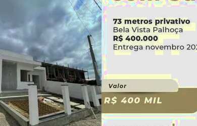 Imagem: A casa possui 3 Dormitórios, 2 Banheiros, 2 Vagas na garagem