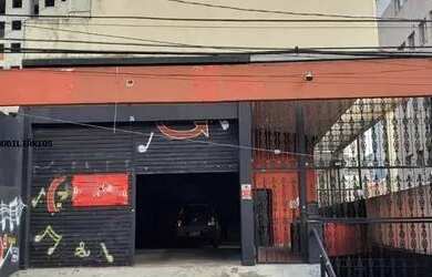 Imagem: O depósito possui 400m² de Área e está localizado em Vila