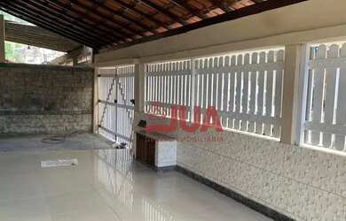 Imagem: A casa possui 2 Dormitórios, 3 Banheiros, 2 Vagas na garagem