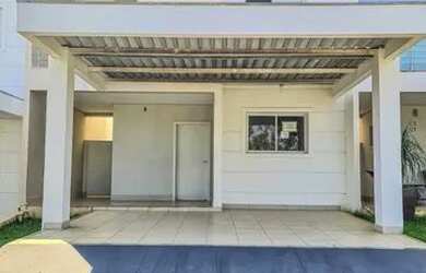 Imagem: A casa em condomínio possui 3 Dormitórios, 4 Banheiros, 2