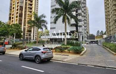 Imagem: O depósito possui 1 Vaga na garagem e 31m² de Área e está