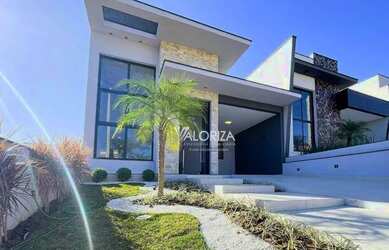 Imagem: A casa em condomínio possui 3 Dormitórios, 2 Banheiros, 2