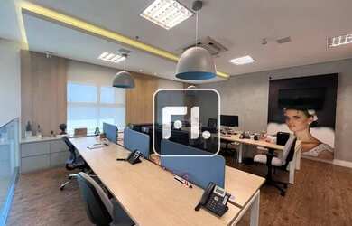 Imagem 13: Conjunto, 320m² - venda por R$ 5.099.000 ou aluguel por R$ 38.400/mês...