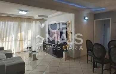 Imagem: O apartamento possui 4 Dormitórios, 2 Banheiros, 2 Vagas na