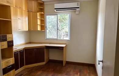 Imagem: A casa em condomínio possui 3 Dormitórios, 3 Banheiros, 2