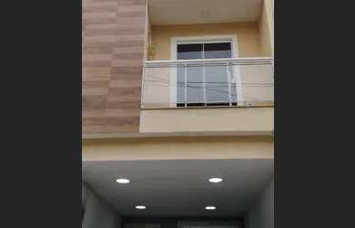 Imagem: A casa em condomínio possui 2 Dormitórios, 3 Banheiros, 1