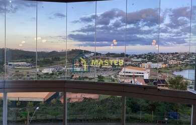 Imagem: O apartamento possui 4 Dormitórios, 4 Banheiros, 3 Vagas na