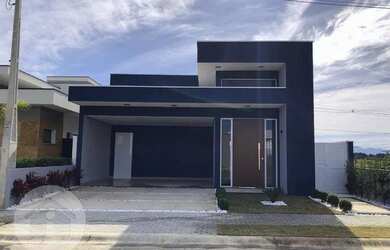 Imagem: A casa em condomínio possui 3 Dormitórios, 2 Banheiros, 4