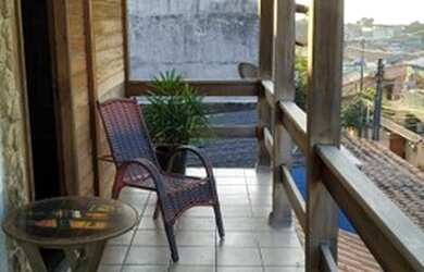 Imagem: A casa em condomínio possui 2 Dormitórios, 3 Banheiros, 2