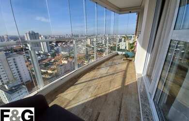 Imagem: O apartamento possui 2 Dormitórios, 2 Banheiros, 2 Vagas na