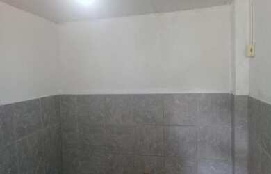 Imagem: A casa possui 1 Dormitório, 1 Banheiro, 35m² de Área e está