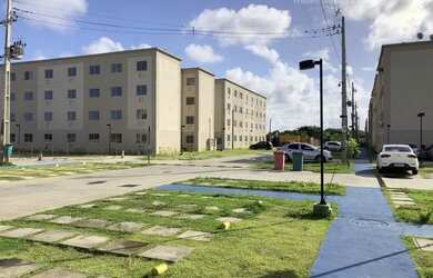 Imagem: O apartamento possui 2 Dormitórios, 1 Banheiro, 1 Vaga na garagem