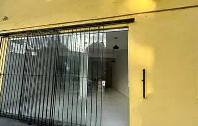 Imagem: O depósito possui 90m² de Área e está localizado em Campo