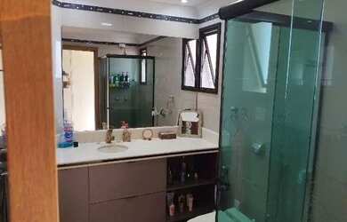 Imagem: O apartamento possui 3 Dormitórios, 5 Banheiros, 2 Vagas na