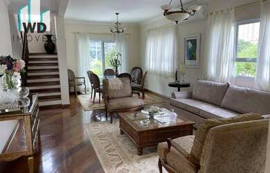 Imagem: A casa em condomínio possui 4 Dormitórios, 4 Banheiros, 2