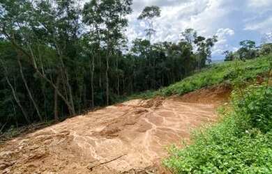 Imagem: O terreno possui 1.000m² de Área e está localizado em Centro