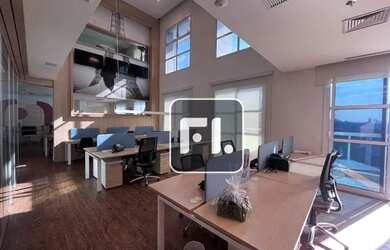 Imagem 6: Conjunto, 320m² - venda por R$ 5.099.000 ou aluguel por R$ 38.400/mês...