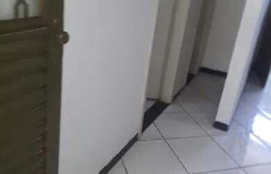 Imagem 13: Aluga-se uma casa. 1 Vaga na garageme2 Dormitórios