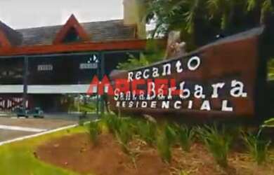 Imagem: O terreno possui 1.000m² de Área e está localizado em Jambeiro