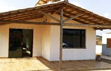 Imagem: A chácara possui 1.000m² de Área, Imóvel novo e está localizado