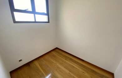 Imagem 9: Apartamento para aluguel possui 305 metros quadrados com 4 quartos em...