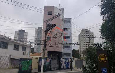 Imagem: O apartamento possui 1 Dormitório, 1 Banheiro, 36m² de Área