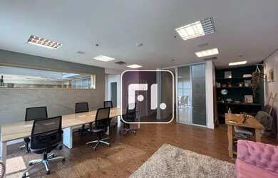 Imagem 15: Conjunto, 320m² - venda por R$ 5.099.000 ou aluguel por R$ 38.400/mês...