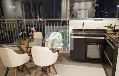 Imagem: O apartamento possui 2 Dormitórios, 2 Banheiros, 1 Vaga na