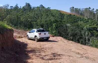 Imagem 3: Lote/Terreno para venda tem 1000 metros quadrados em Ouro Fino - Santa...