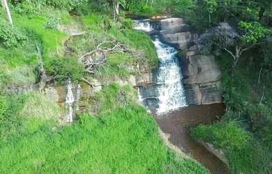 Imagem: O terreno possui 500m² de Área e está localizado em Vila