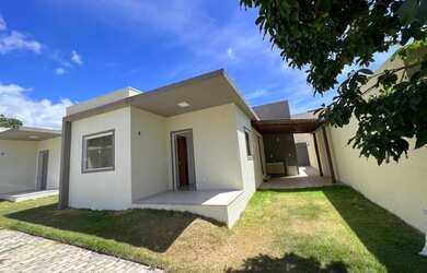 Imagem: A casa em condomínio possui 3 Dormitórios, 2 Banheiros, 1