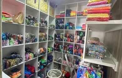 Imagem 3: Vendo box duplo no centro fashion