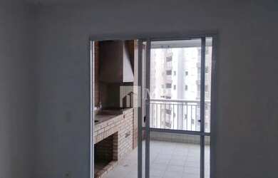 Imagem: O apartamento possui 4 Dormitórios, 3 Banheiros, 2 Vagas na