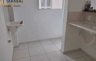 Imagem: O apartamento possui 2 Dormitórios, 1 Banheiro, 1 Vaga na garagem