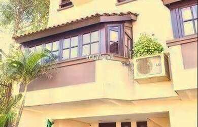 Imagem: A casa em condomínio possui 3 Dormitórios, 4 Banheiros, 3