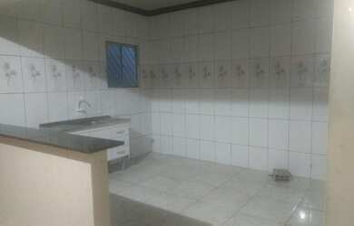 Imagem: Alugo casa Poções BA bairro Vista Verde e primavera. Rua boa