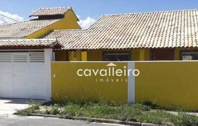 Imagem: A casa possui 2 Dormitórios, 2 Banheiros, 2 Vagas na garagem