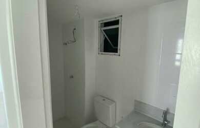 Imagem 10: Apartamentos na avenida Paralela - em frente a Estção do Metrô