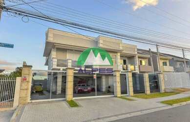 Imagem: A casa possui 5 Dormitórios, 5 Banheiros, 5 Vagas na garagem