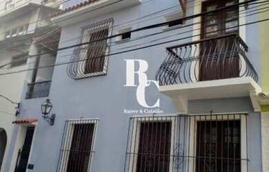 Imagem: A casa possui 3 Dormitórios, 2 Banheiros, 1 Vaga na garagem