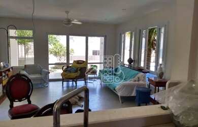 Imagem: A casa em condomínio possui 3 Dormitórios, 3 Banheiros, 2