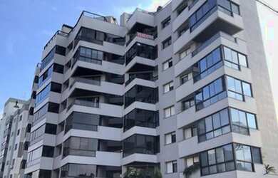 Imagem: O apartamento possui 4 Dormitórios, 2 Banheiros, 3 Vagas na