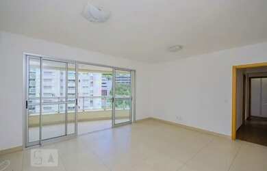 Imagem: O apartamento possui 3 Dormitórios, 3 Banheiros, 2 Vagas na