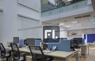 Imagem 1: Conjunto, 320m² - venda por R$ 5.099.000 ou aluguel por R$ 38.400/mês...