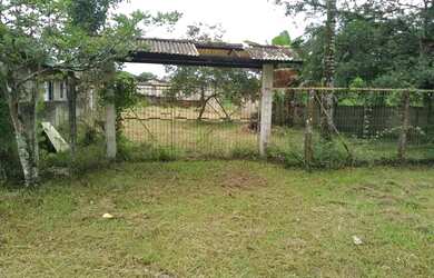 Imagem: O terreno e está localizado em Oceania, Paranaguá à venda