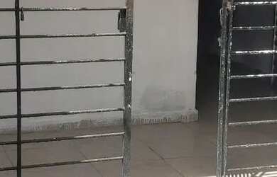 Imagem: A casa possui 1 Dormitório, 1 Banheiro e está localizado